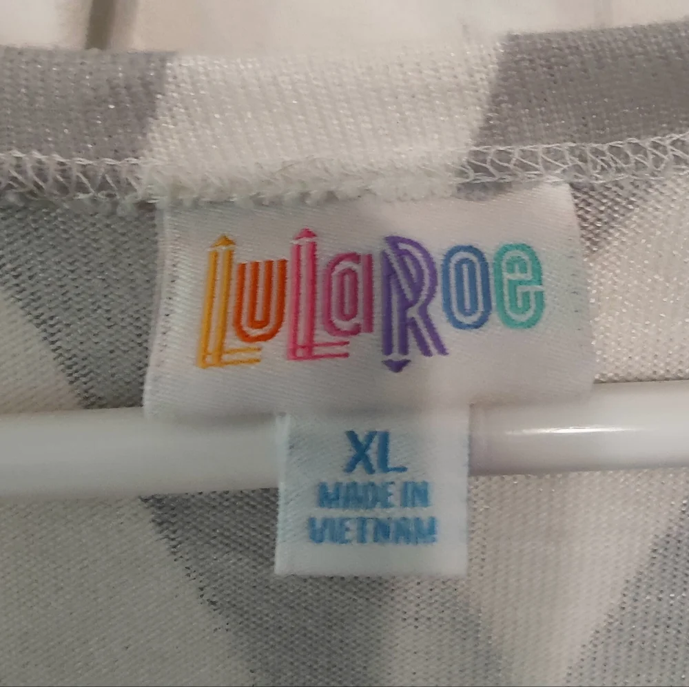 Any Item $10- Send an Offer (Purses Excluded)- LulaRoe Caroline cardigan - Picture 2 of 5